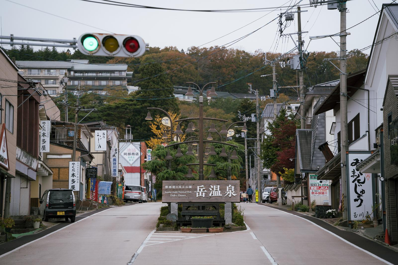温泉街の道路