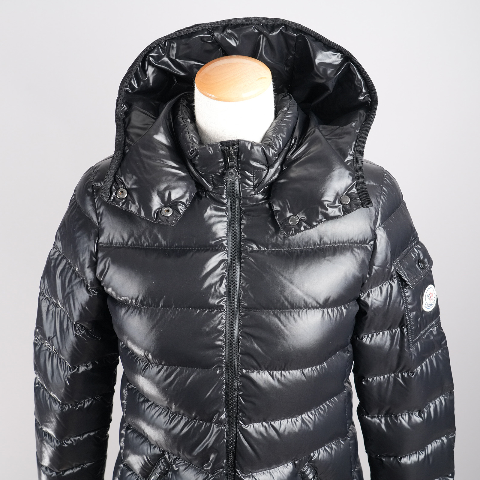 レンタル】モンクレール ダウンジャケット MOKA サイズ152 