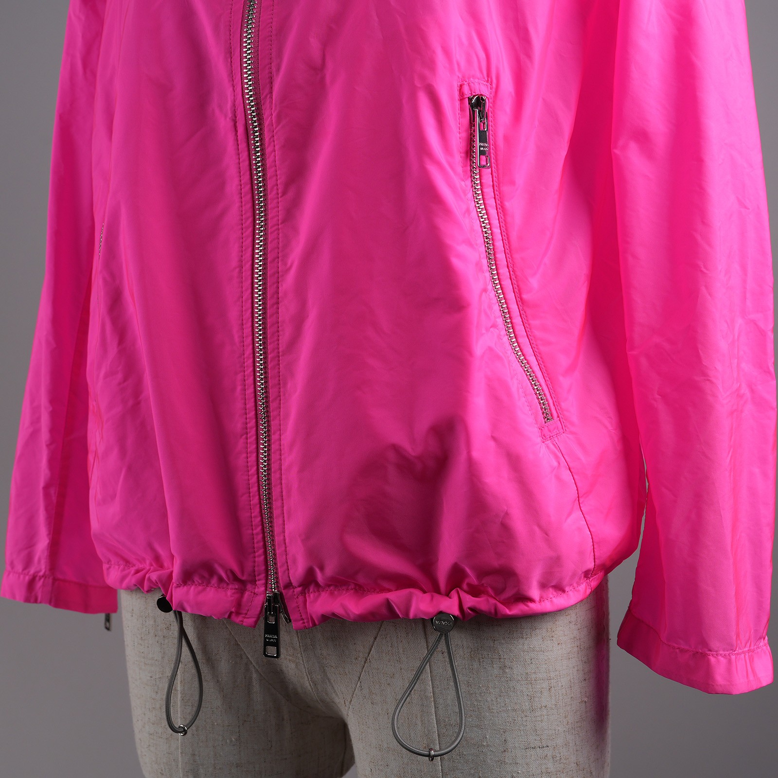 プラダ ナイロンジャケット サイズ36 ピンク レディース PRADA プラダ ジャケット サイズ36 ピンク レディース PRADA
