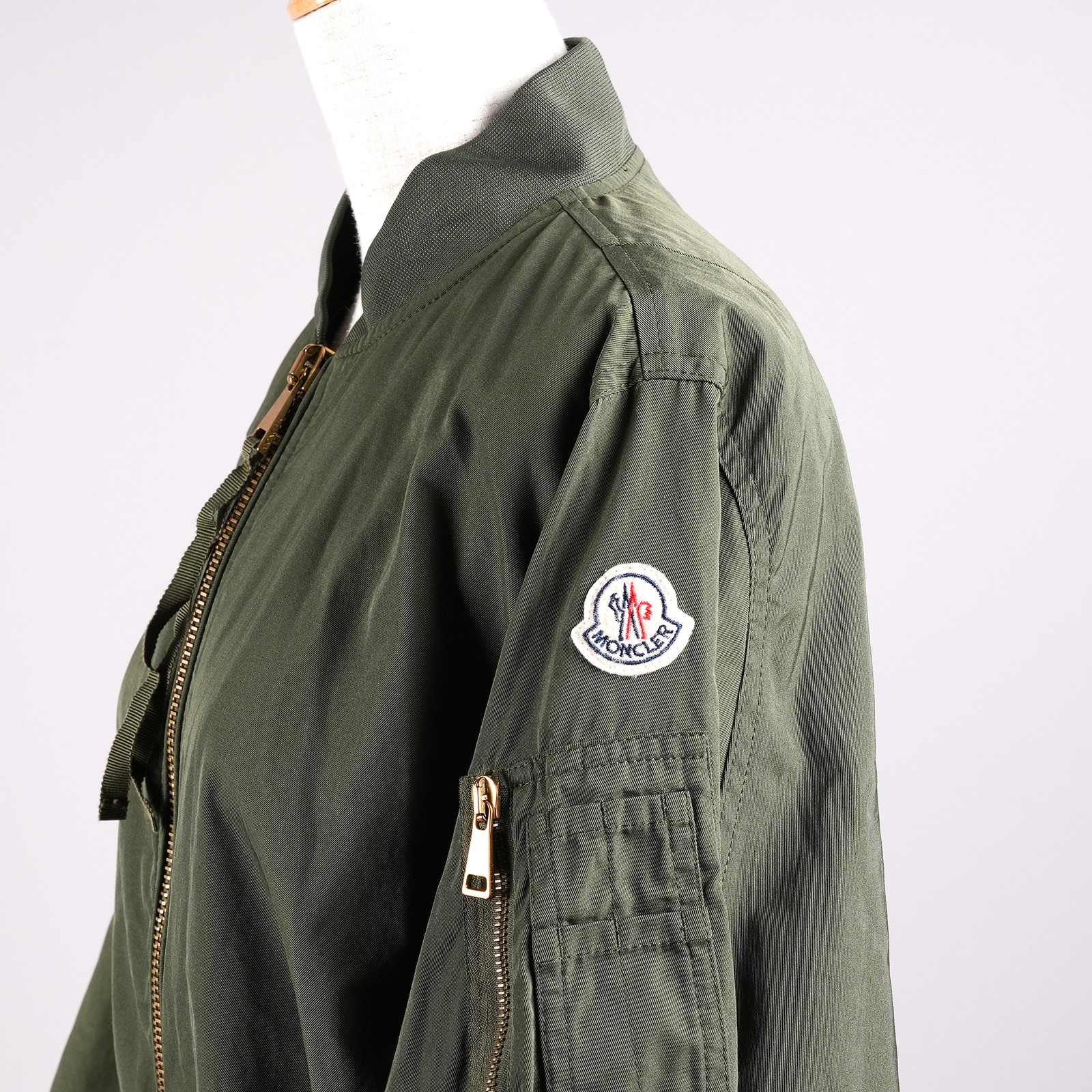 ✨MONCLER✨REBLOCHON✨ポンチョ／ブルゾン✨国内正規品 ✨MONCLER✨REBLOCHON✨ポンチョ／ブルゾン✨国内正規品 - メルカリ