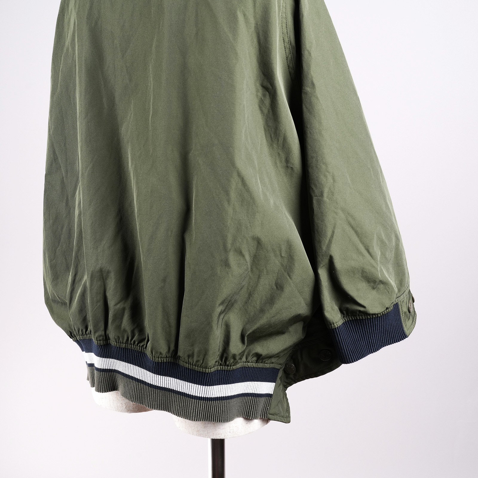 【未使用・タグ付き】MONCLER REBLOCHON ポンチョ カーキ モンクレール REBLOCHON サイズ2 グリーン レディース MONCLER