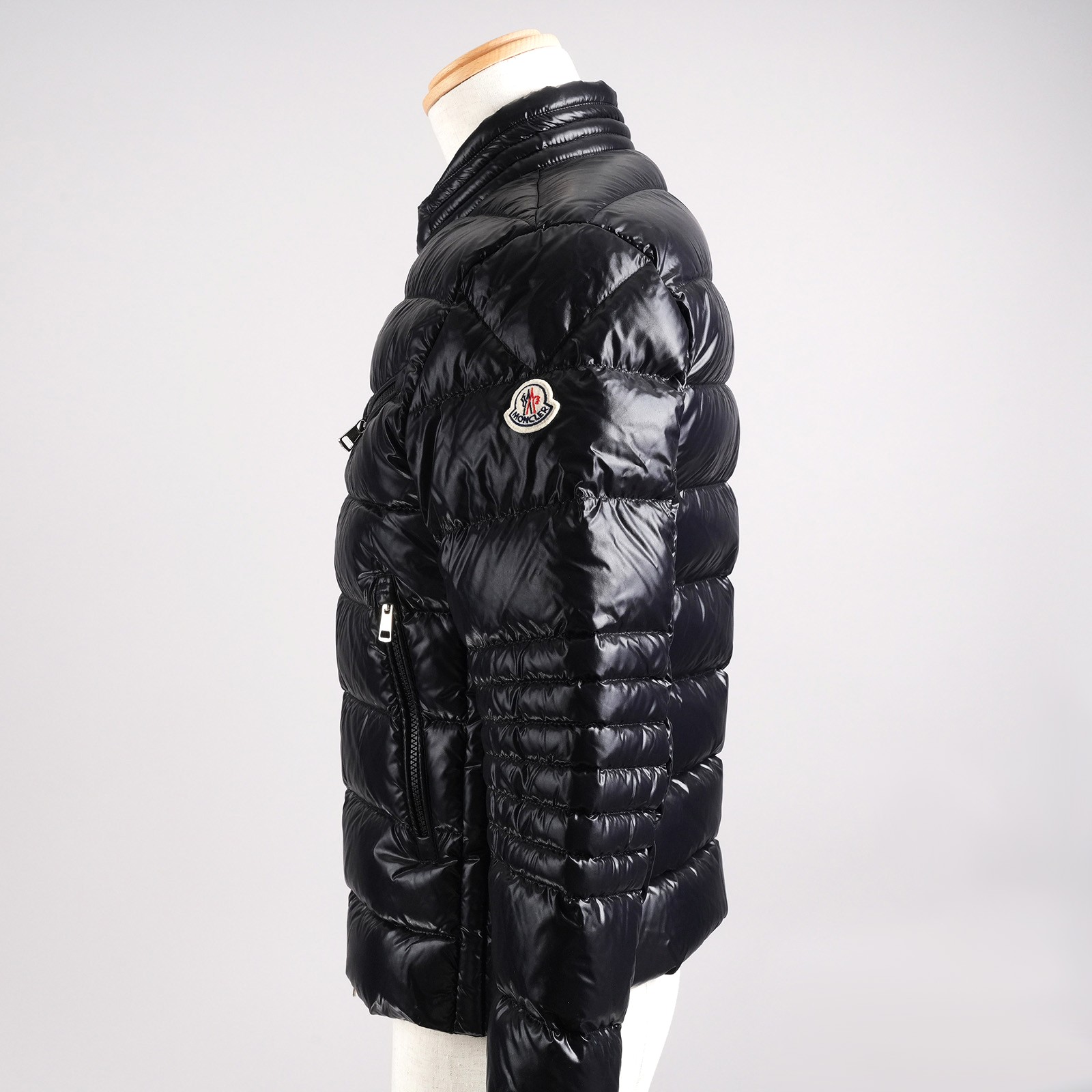モンクレール（MONCLER）BERRIAT ダウンジャケット ブラック メンズ サイズ0｜左側面
