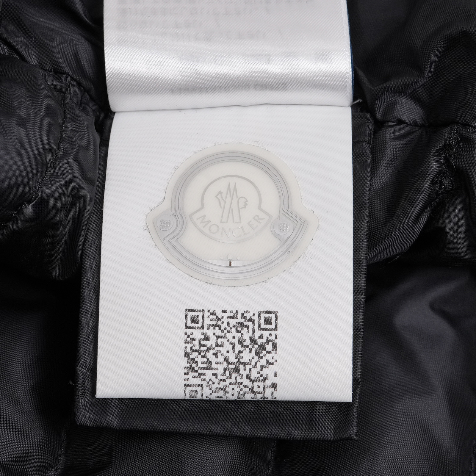 MONCLER AZUR GILET ダウンベスト ブラック 認証タグ