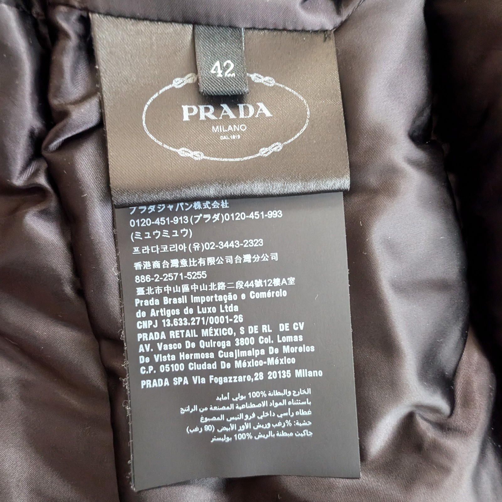 プラダ（PRADA）ファー付きフード・ベルト付きダウンコート レディース サイズ42 ブラック｜ブランドタグ・プラダジャパン表記