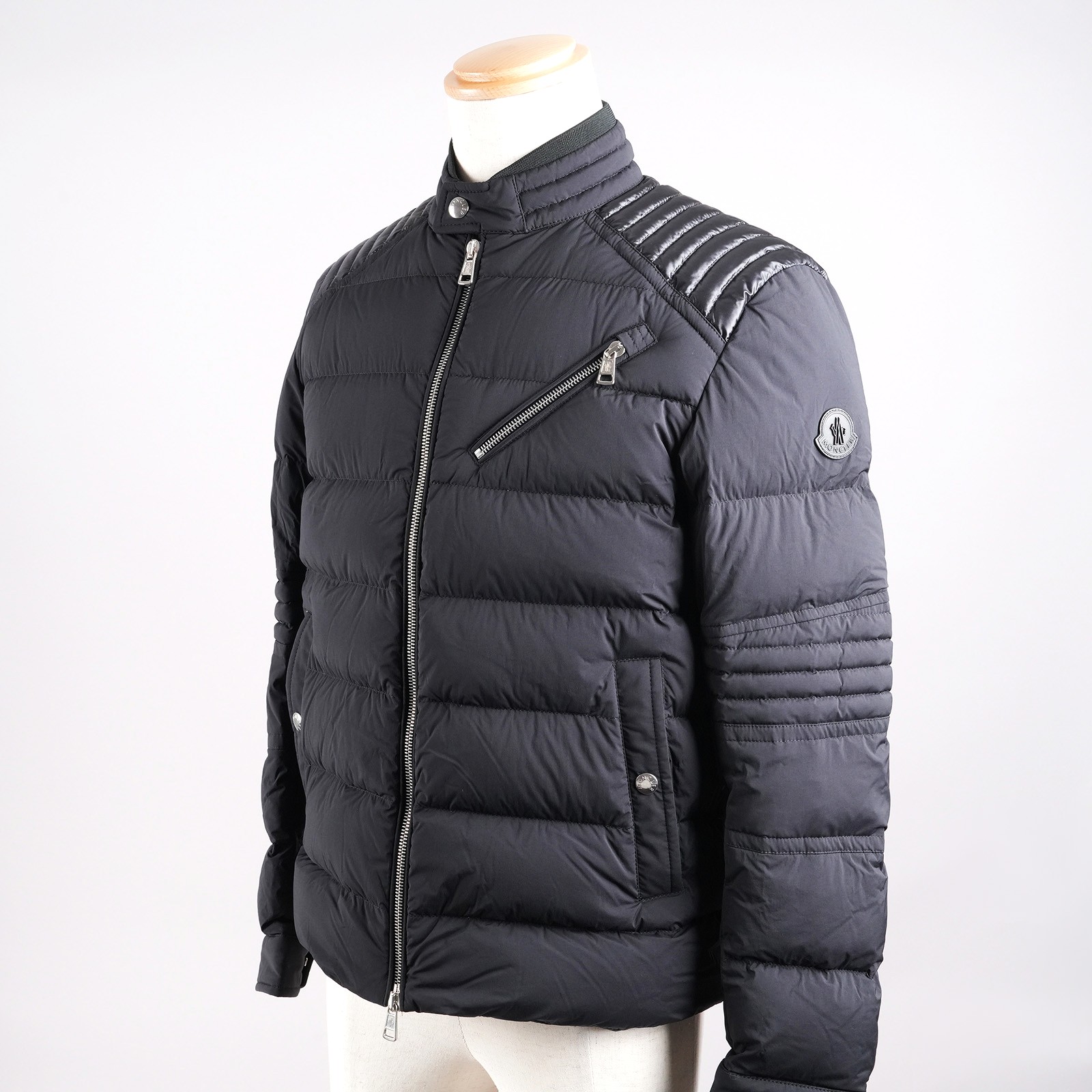 【レンタル２泊３日～】モンクレール SAMALENS ダウンジャケット サイズ1 ブラック メンズ MONCLER