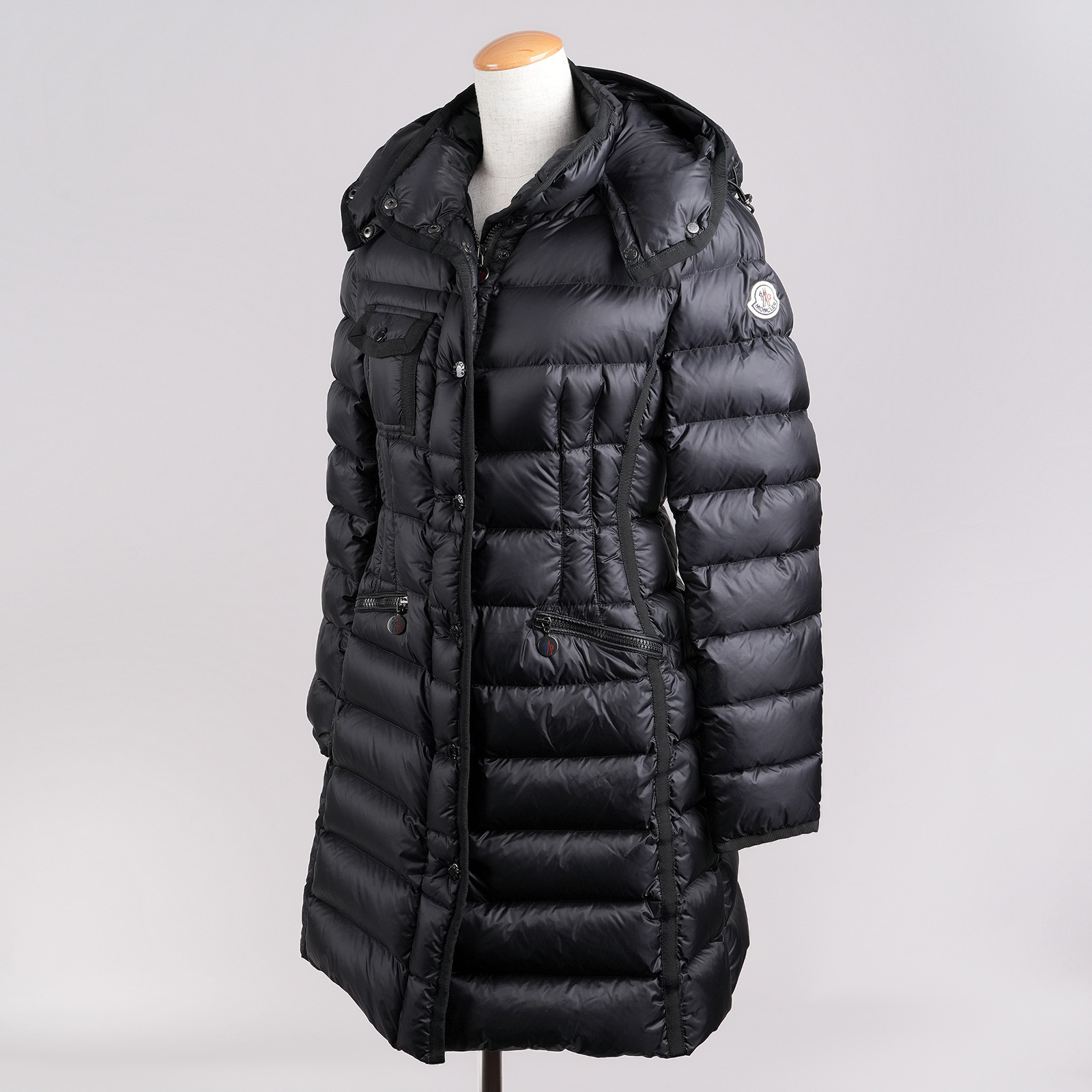 MONCLER HERMINE ダウンコート ブラック 商品写真1