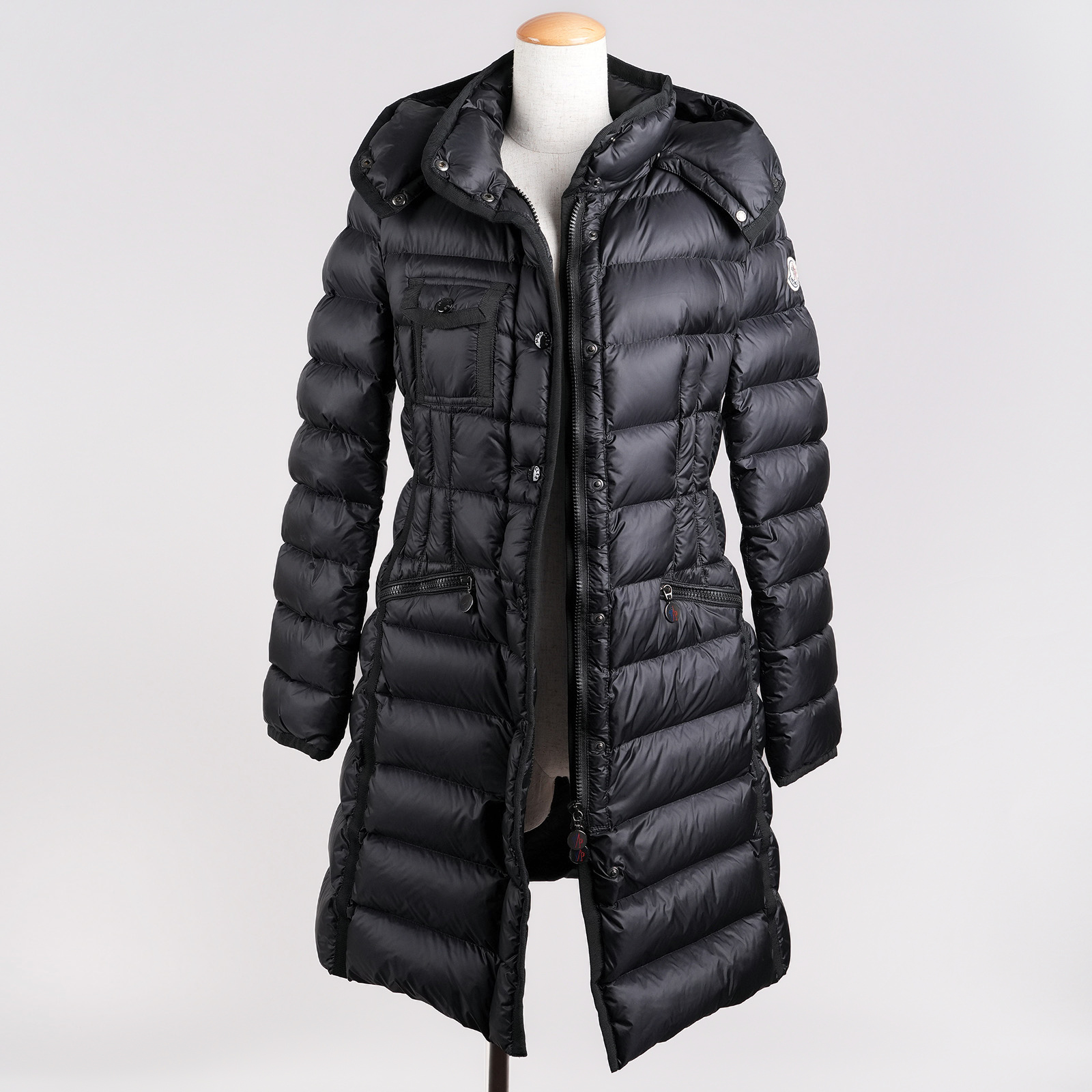 MONCLER HERMINE ダウンコート ブラック 商品写真3