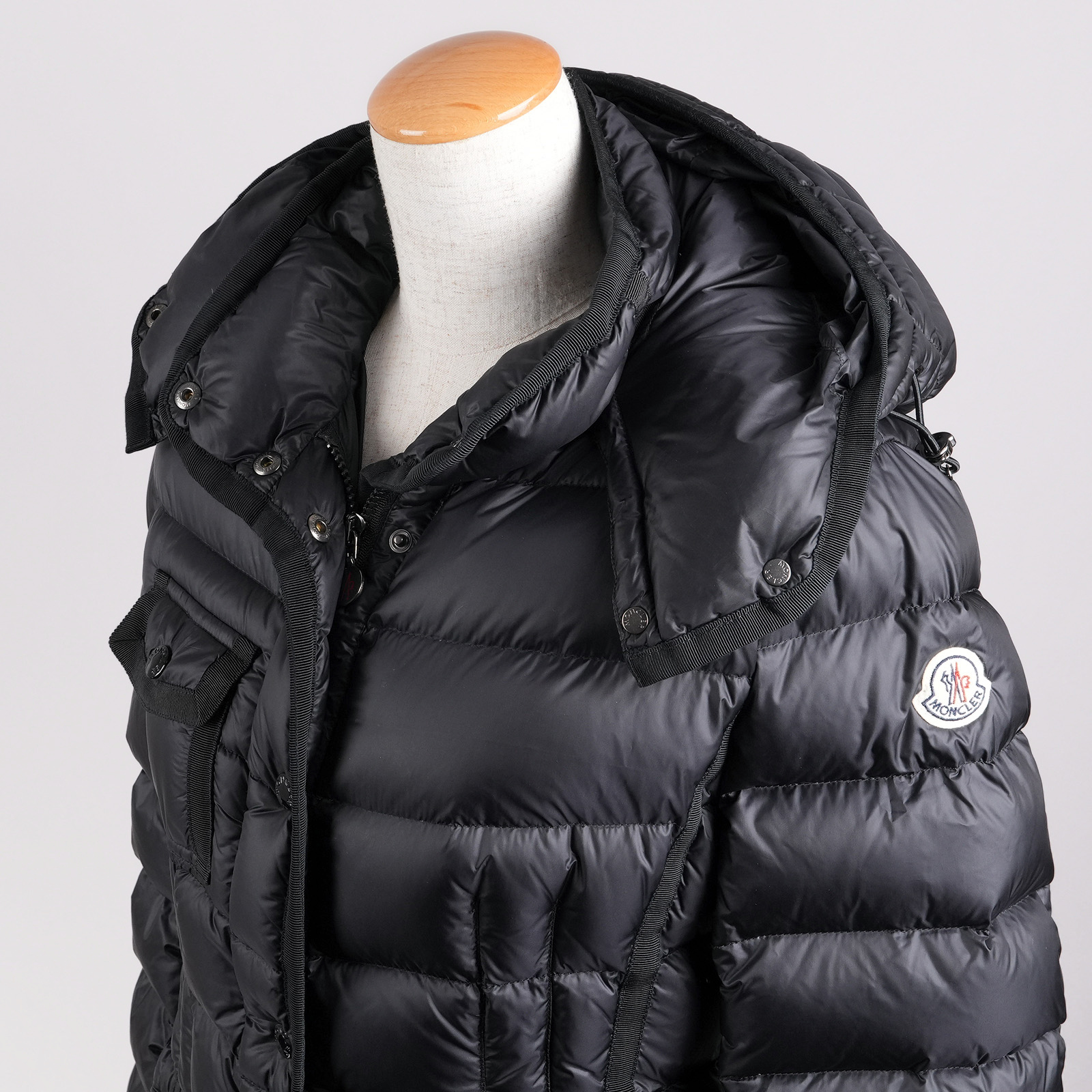 MONCLER HERMINE ダウンコート ブラック 商品写真4