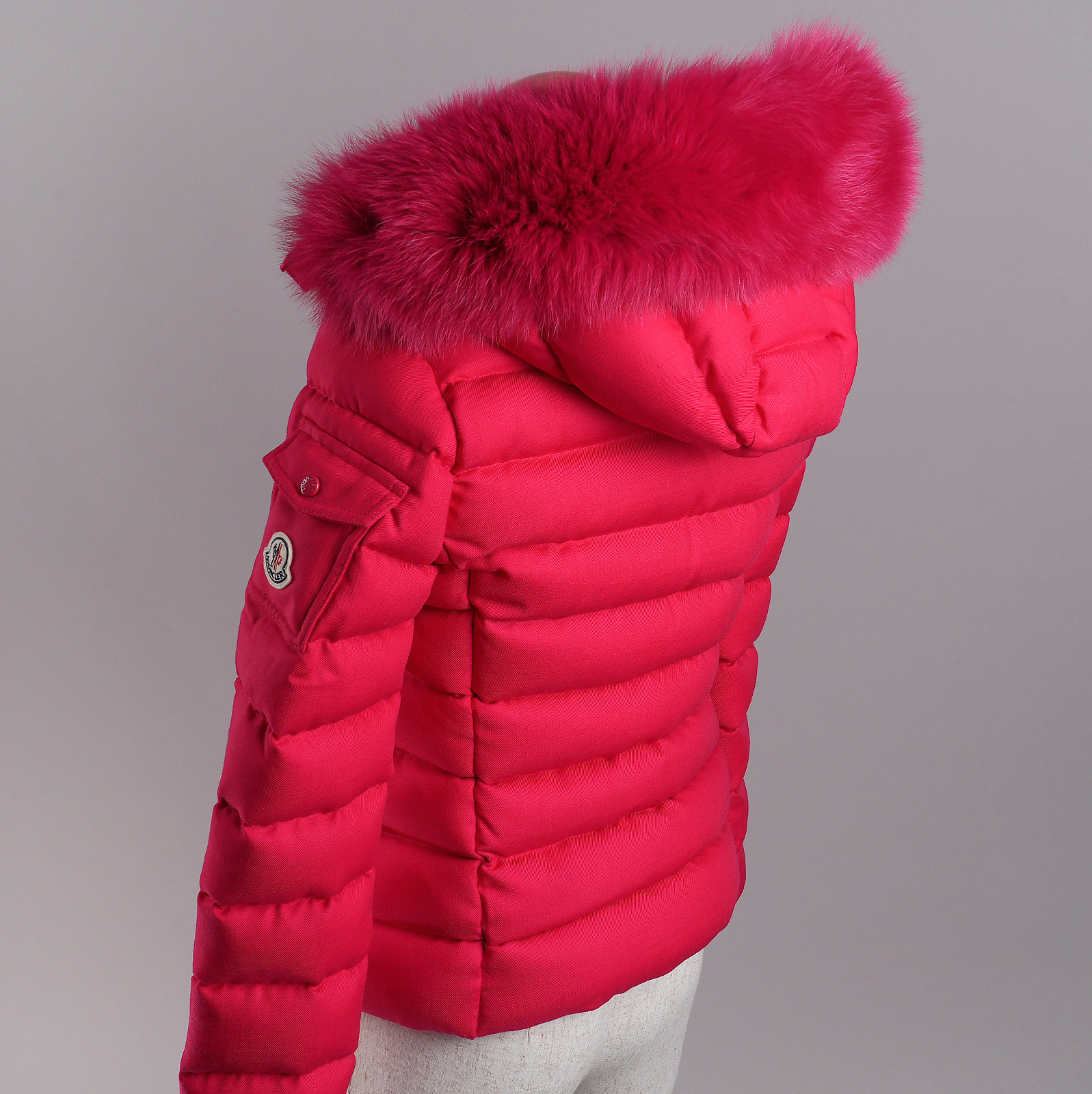 モンクレール BADYFUR ファー付ダウンジャケット サイズ0 レッド