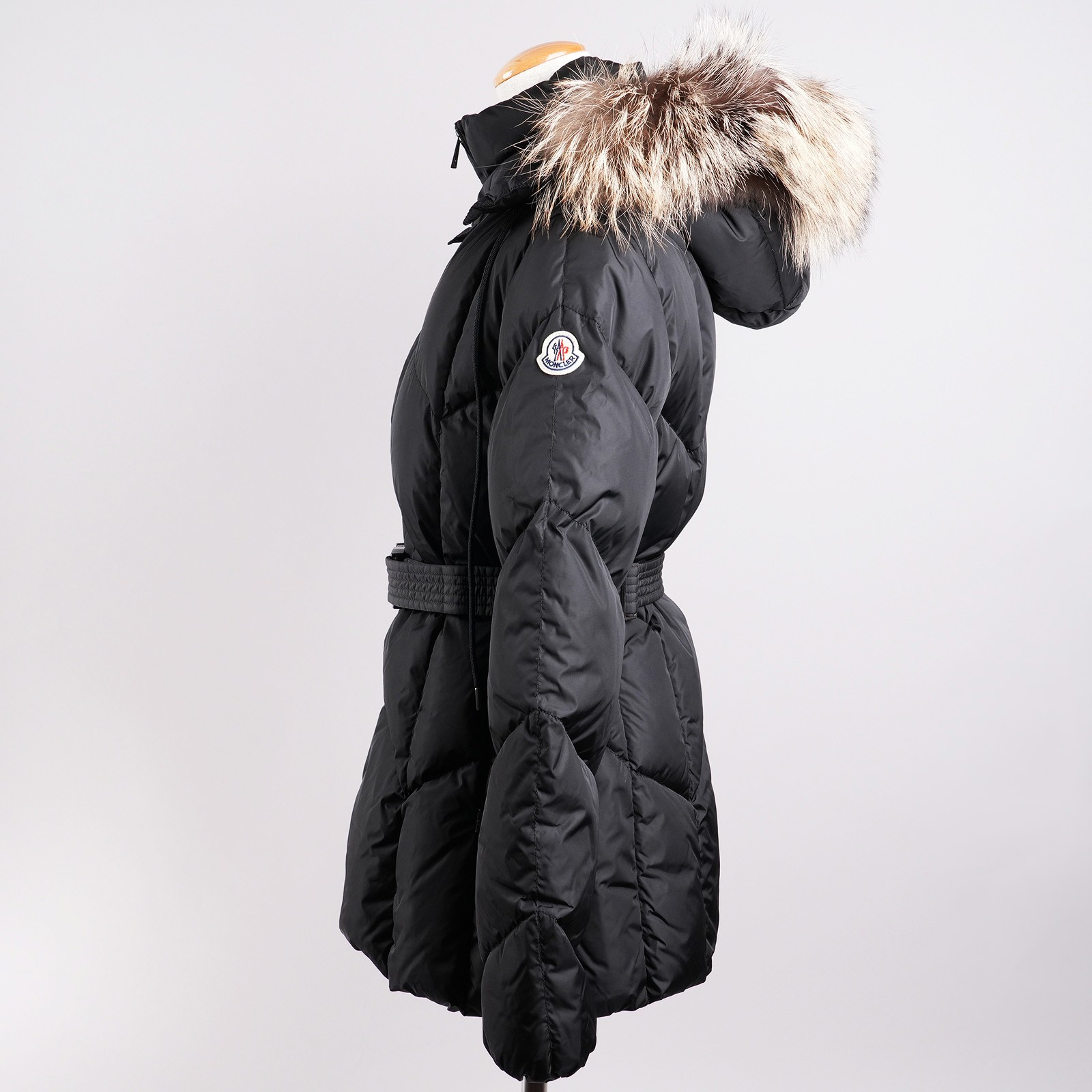 モンクレール（MONCLER）ROELAN ダウンジャケット ブラック レディース サイズ2｜左側面