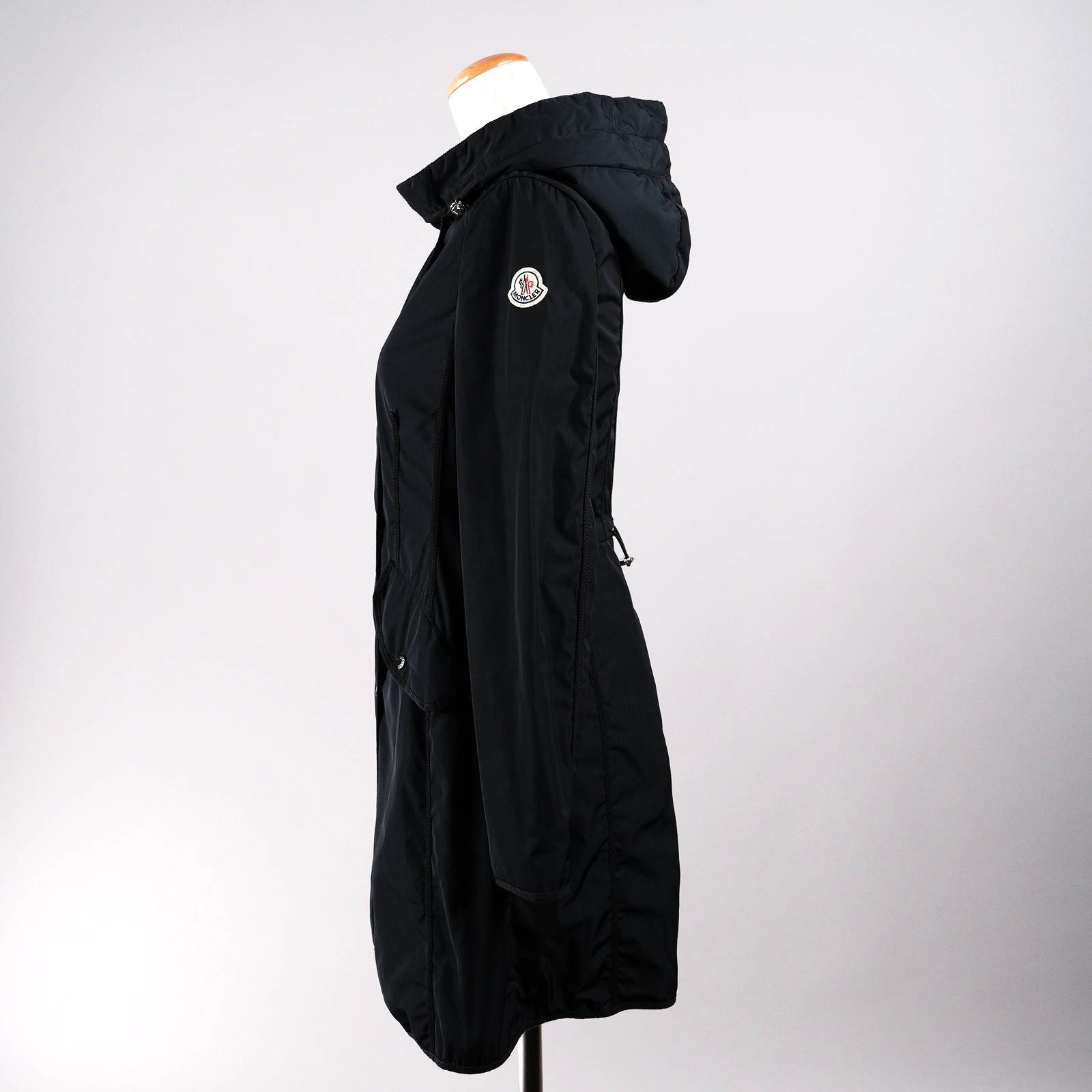 モンクレール ARGELINE ナイロンジャケット　スプリングコート モンクレール ARGELINE ナイロンジャケット スプリングコート