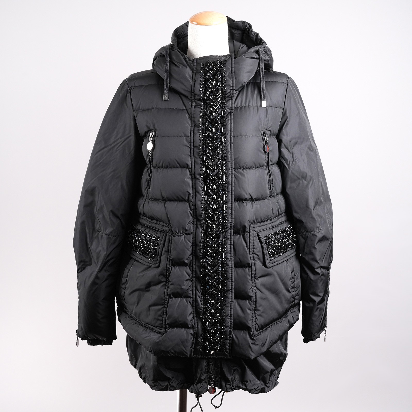 モンクレール（MONCLER）LYNXE フード付きダウンコート ブラック レディース サイズ0｜ファートリム取り外し時の正面全体