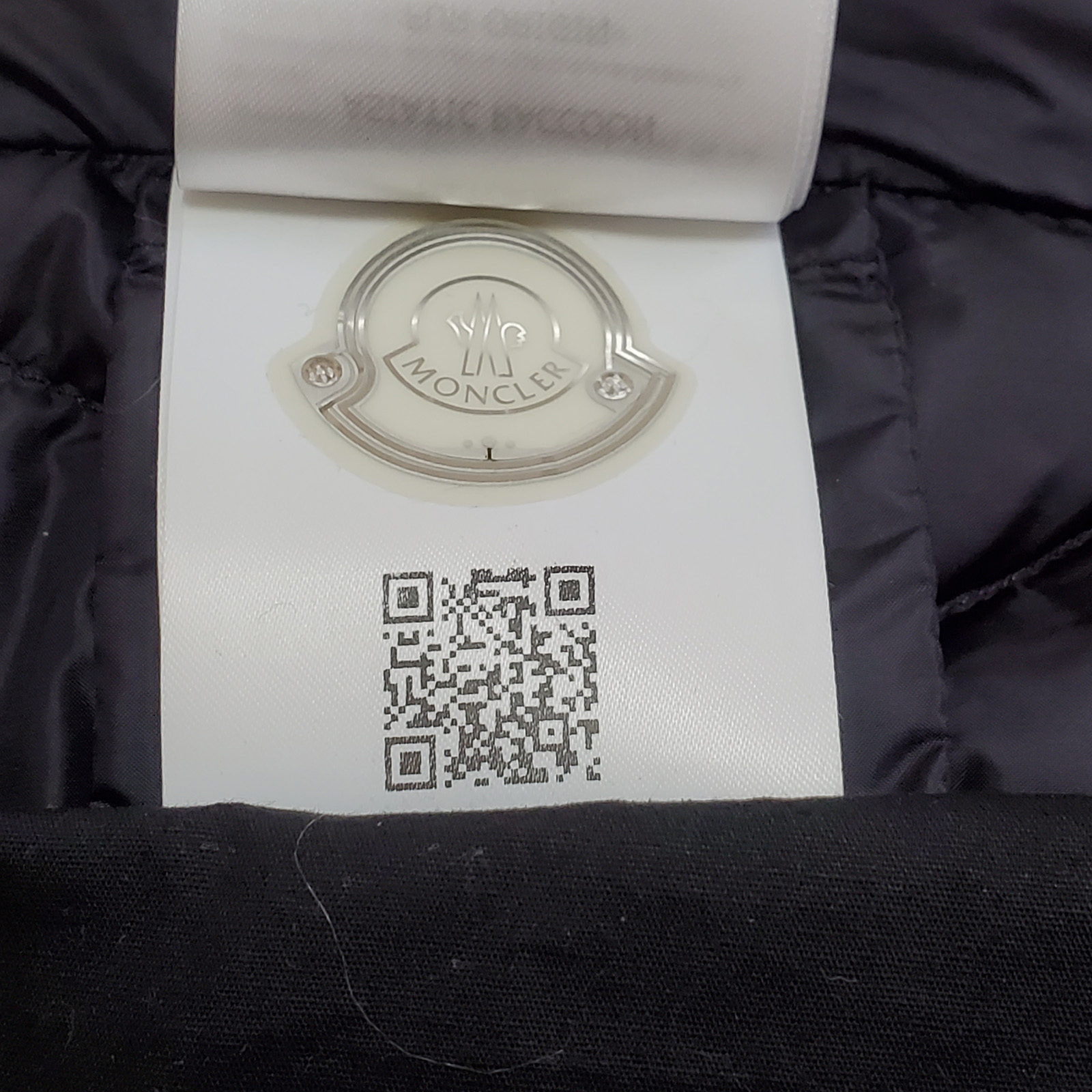 MONCLER VINCA ラクーンファーフード付きダウンコート ブラック レディース サイズ1 MONCLER認証タグ
