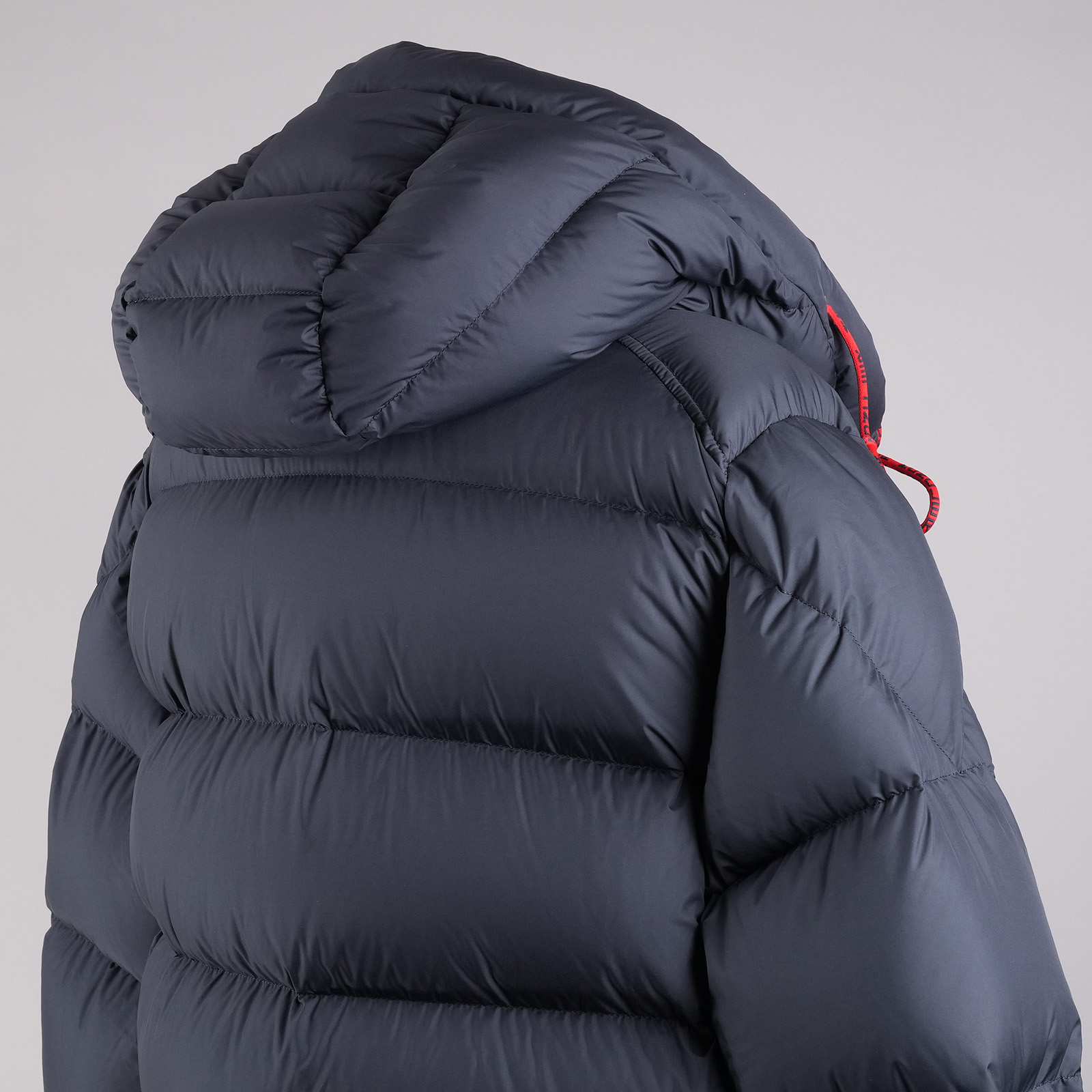 モンクレール（MONCLER）AMARANTE ダウンジャケット ネイビー メンズ サイズ3｜フードと背面上部