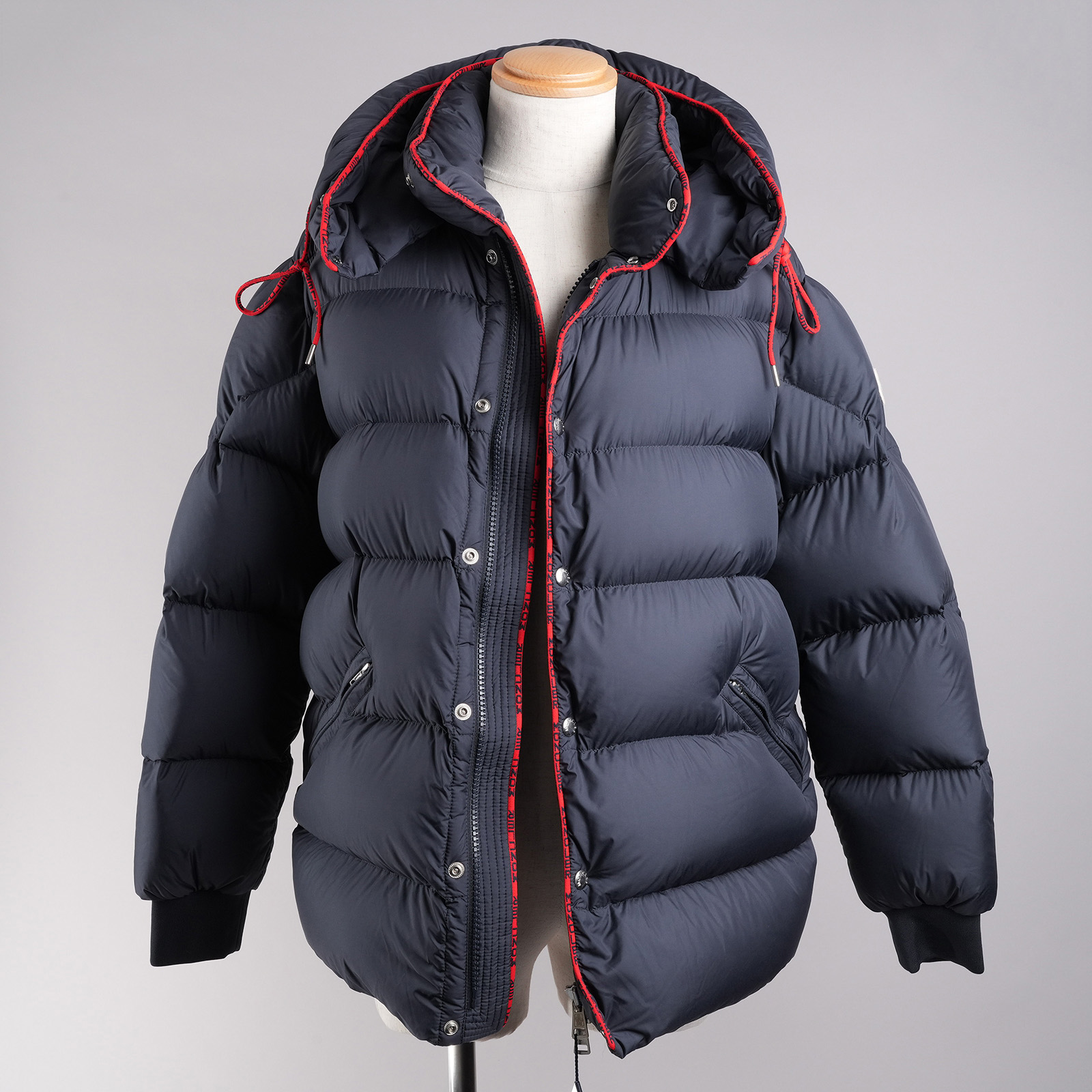 モンクレール（MONCLER）AMARANTE ダウンジャケット ネイビー メンズ サイズ3｜前開き