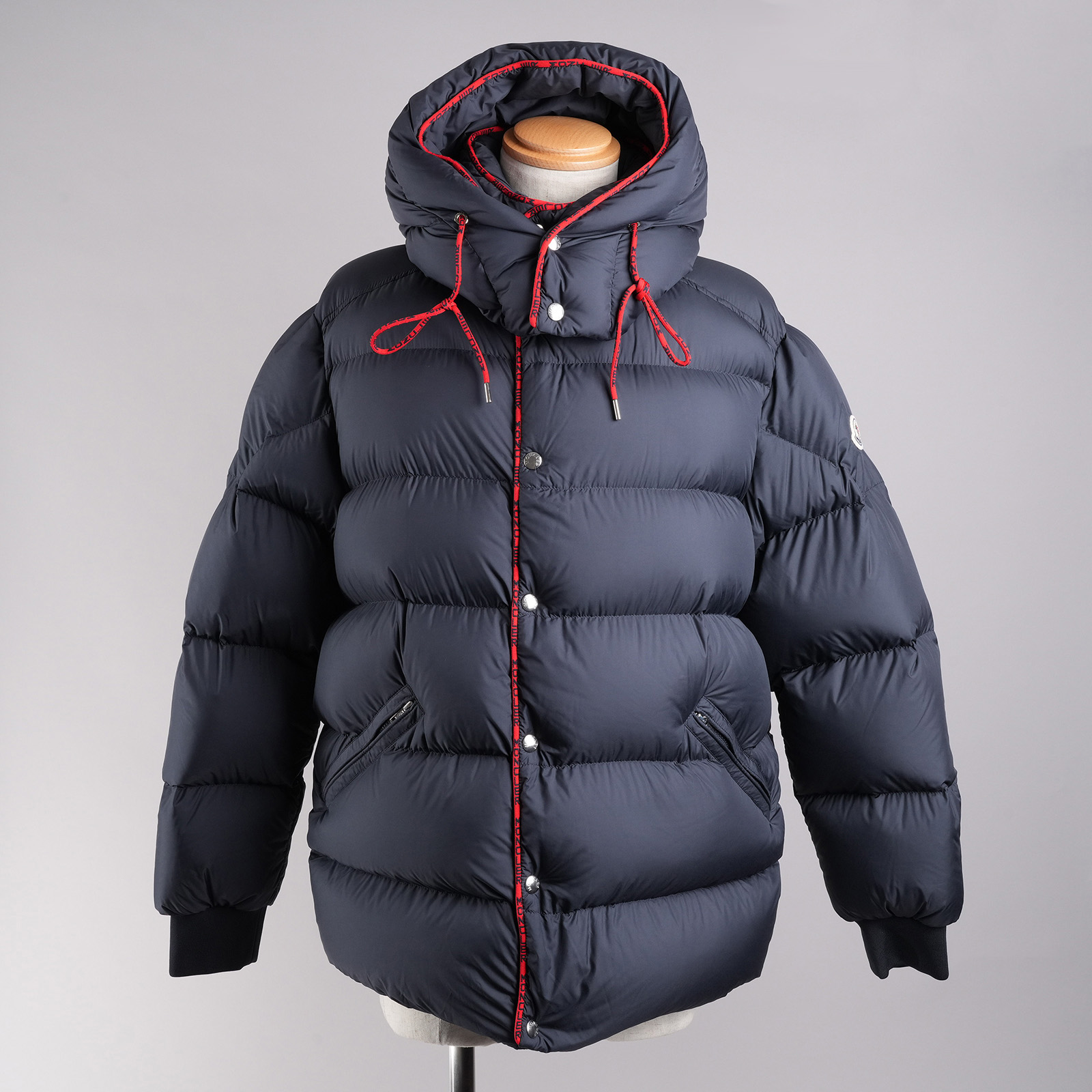 モンクレール（MONCLER）AMARANTE ダウンジャケット ネイビー メンズ サイズ3｜正面全体